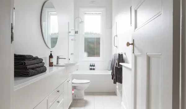 Full bathroom remodel contractor Gainesville FL